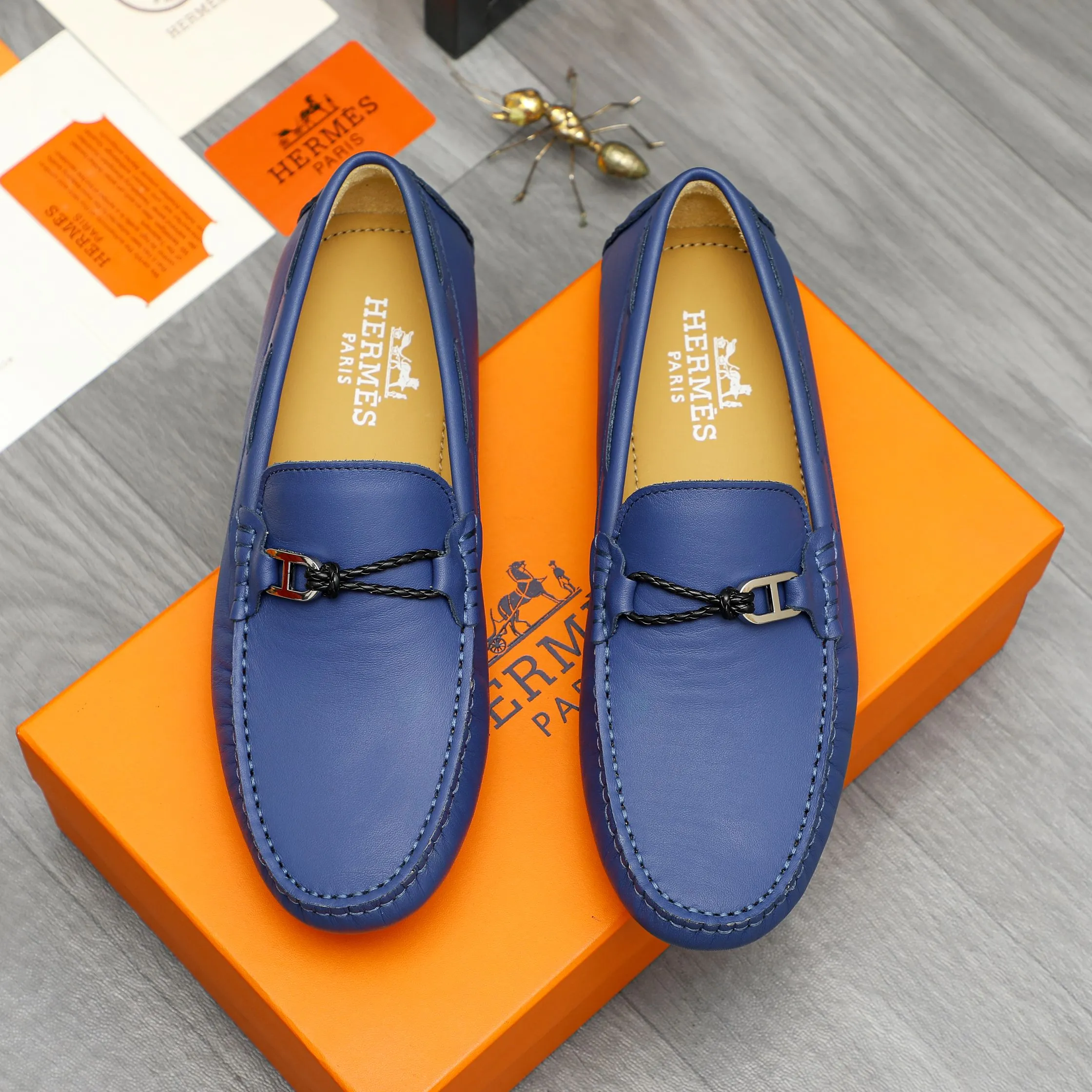 Men's shoes 💰420 Product trademark: HERMES "Hermes" casual slip-on shoes Regular size: 38-46 (45.46 custom-made, non-returnable) Product materials: Selected high-quality cowhide upper, sheepskin lining, non-slip bean outsole